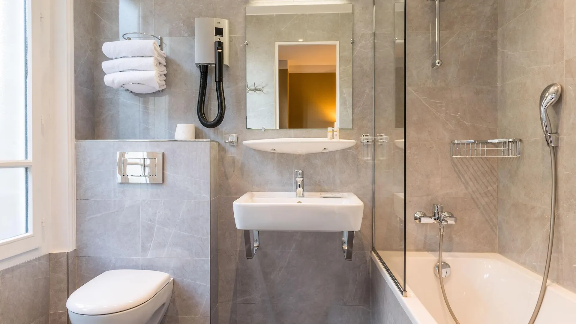 France Hotel Paris